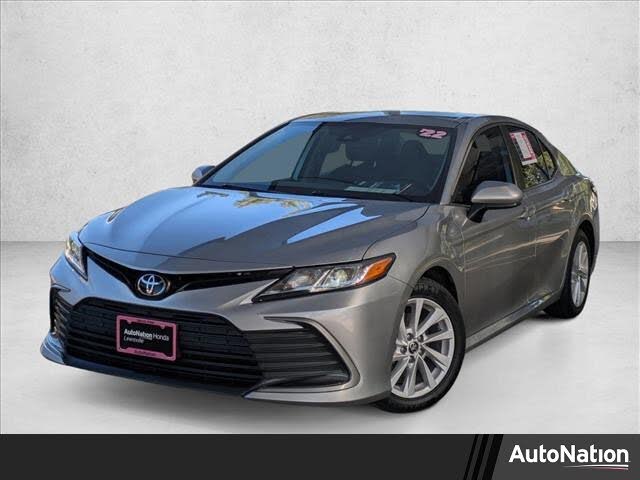 2022 Toyota Camry LE FWD