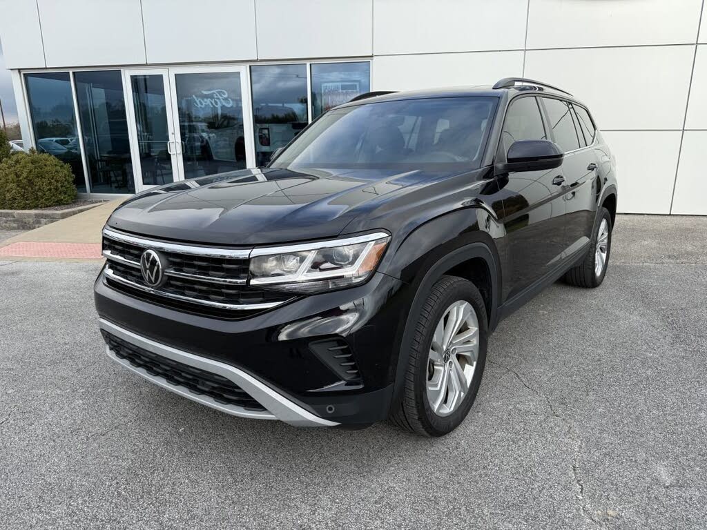 2022 Volkswagen Atlas SE FWD with Technology