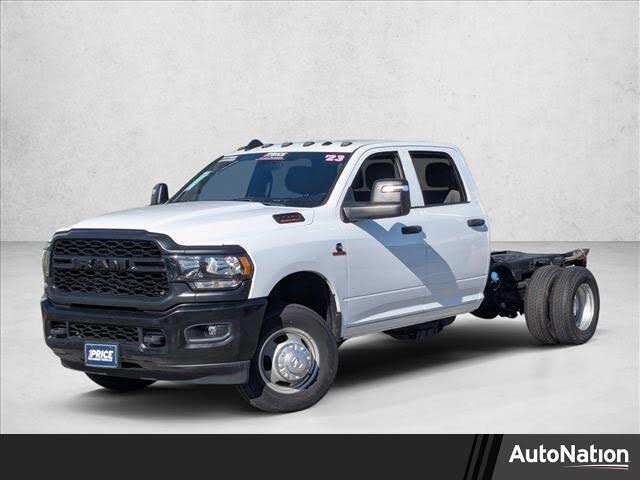 2023 RAM 3500 Chassis Tradesman Crew Cab LB DRW RWD