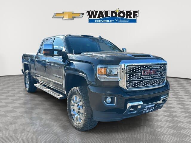 2018 GMC Sierra 2500HD Denali Crew Cab SB 4WD