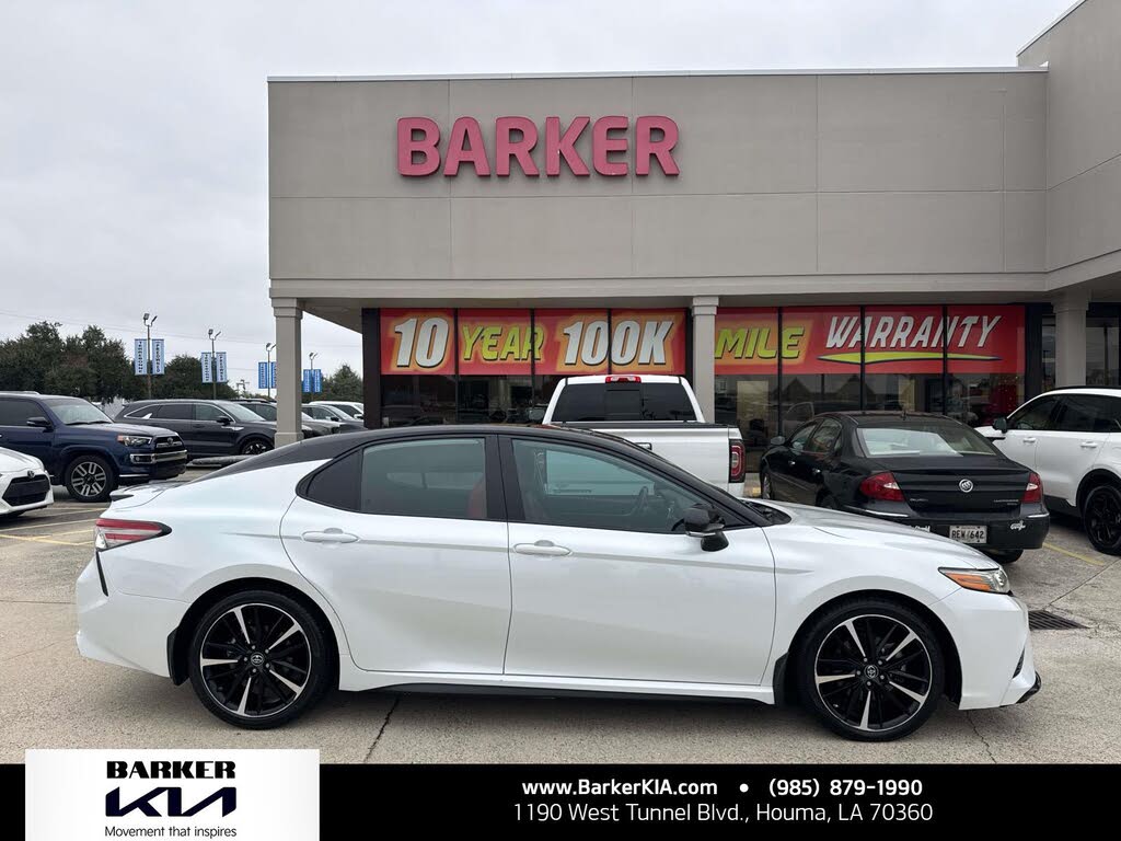 2019 Toyota Camry XSE FWD