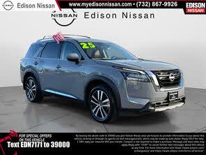 Nissan Pathfinder Platinum 4WD