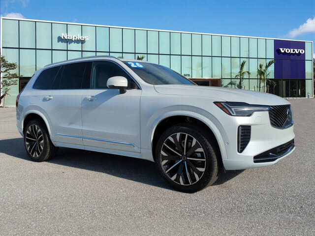 2026 Volvo XC90 B5 Plus 7-Passenger AWD