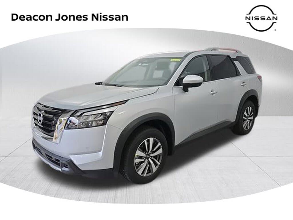 2025 Nissan Pathfinder SL FWD