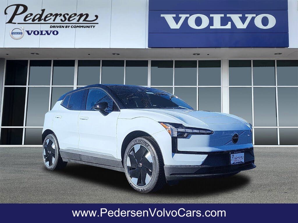 2026 Volvo EX30 Twin Plus eAWD