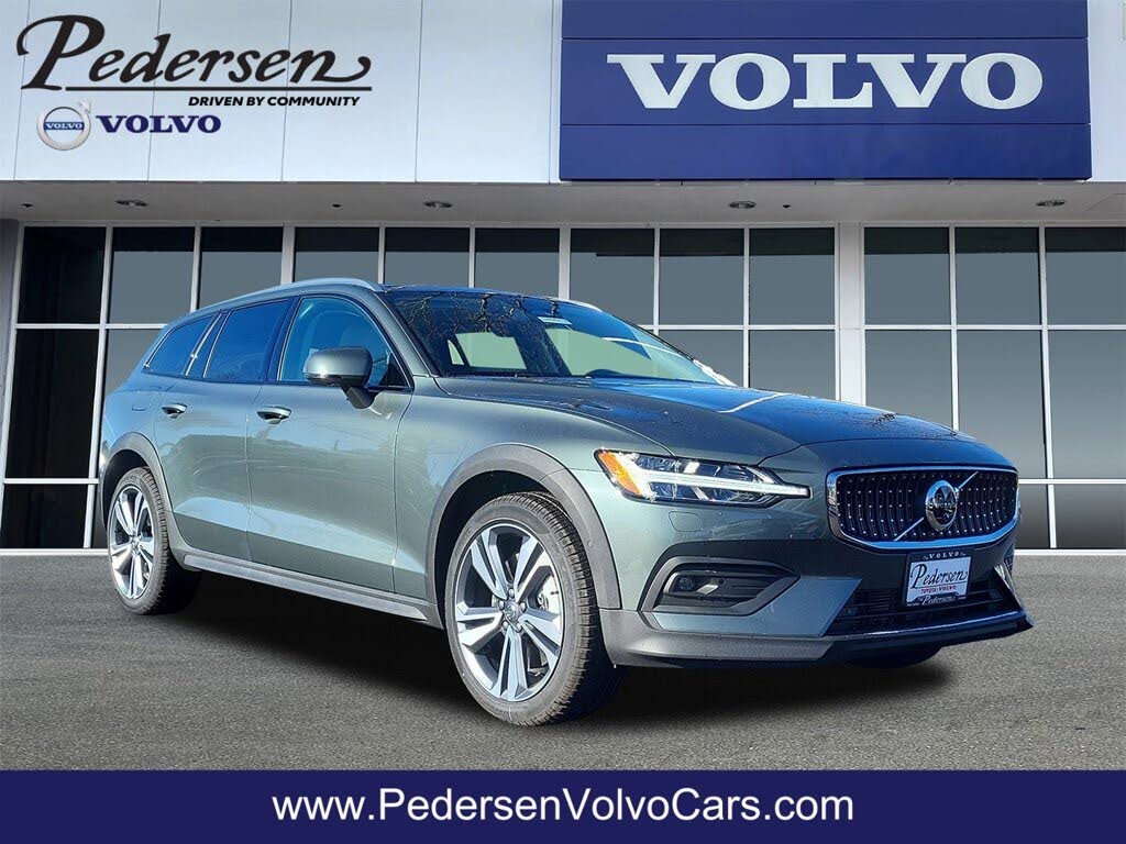 2026 Volvo V60 Cross Country B5 Plus AWD