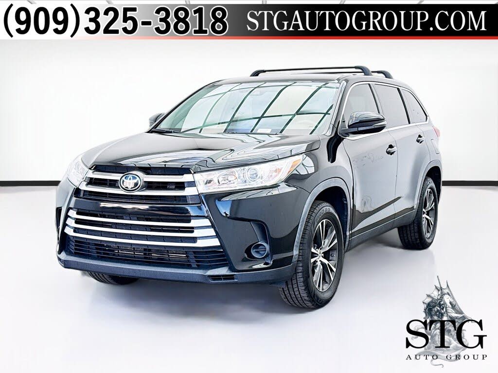 2019 Toyota Highlander LE FWD