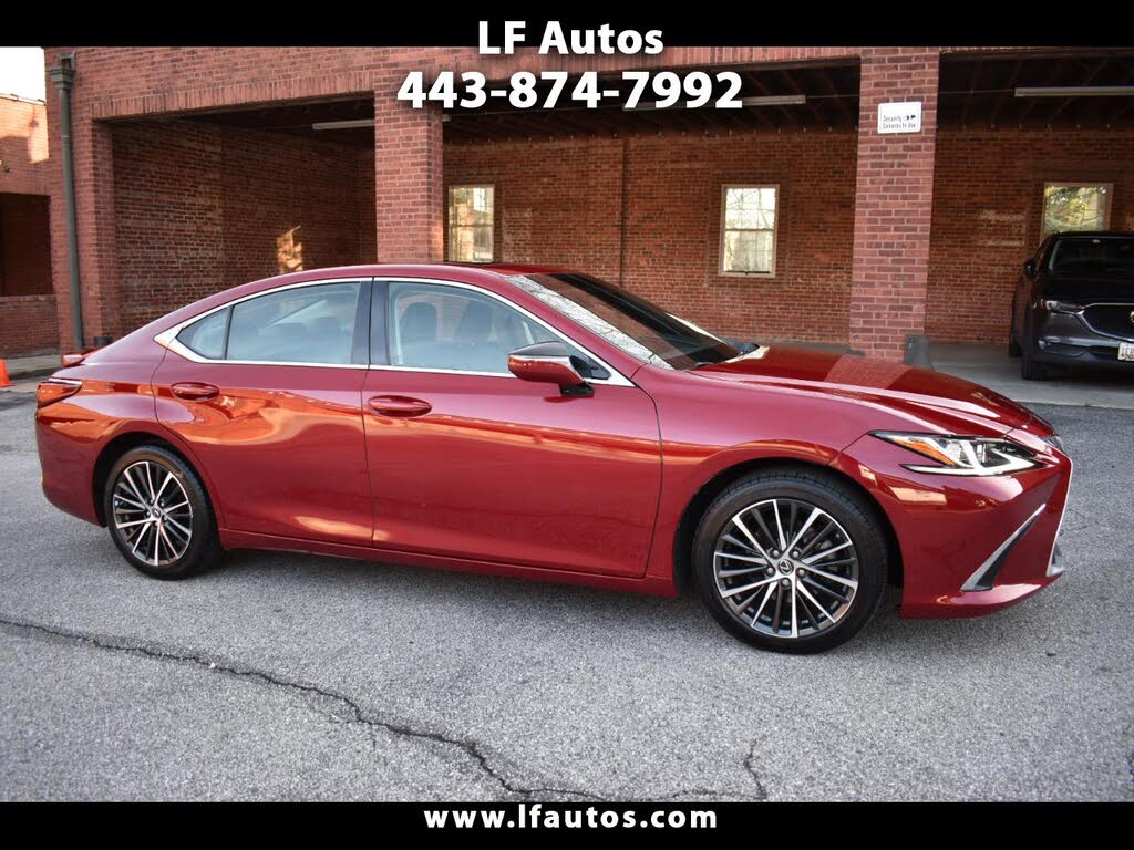 2022 Lexus ES Hybrid 300h FWD