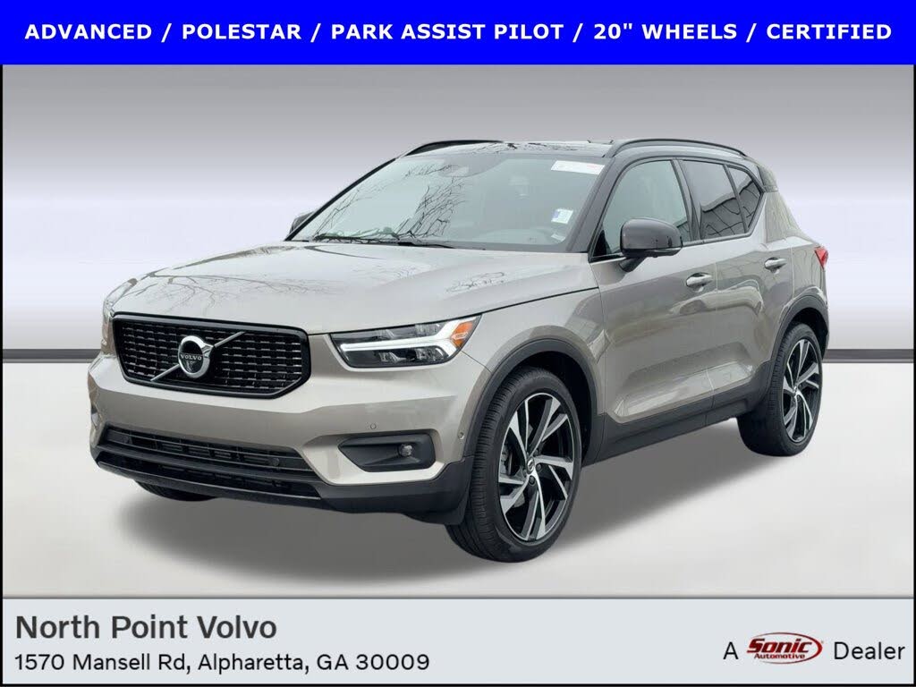 2022 Volvo XC40 T5 R-Design AWD