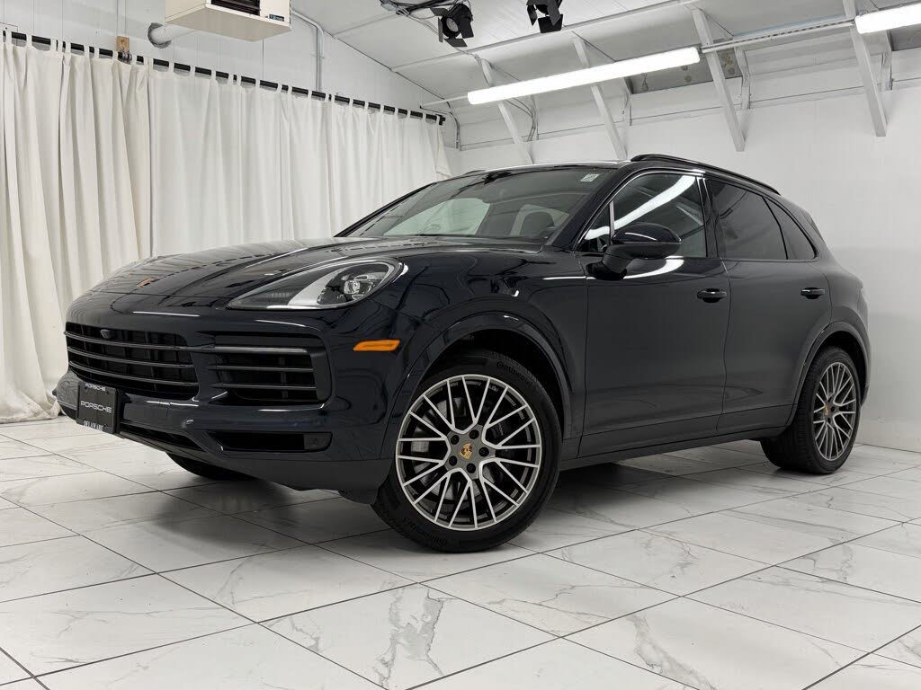 2023 Porsche Cayenne Platinum Edition AWD