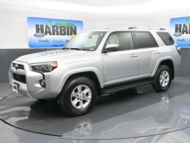 2024 Toyota 4Runner SR5 4WD