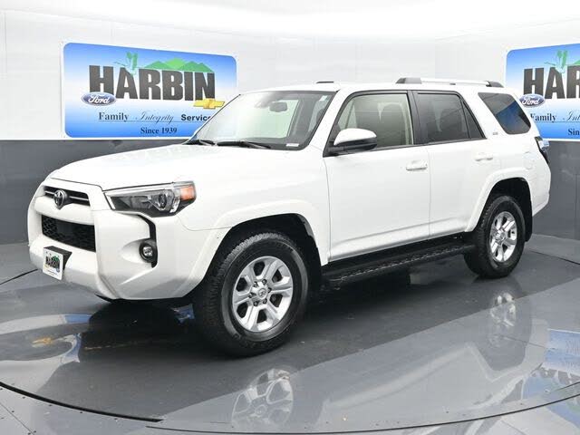2024 Toyota 4Runner SR5 4WD