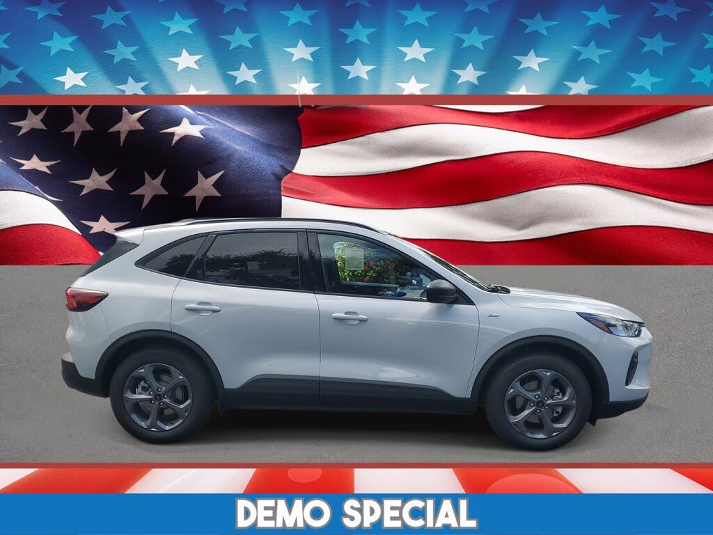 2025 Ford Escape ST-Line FWD