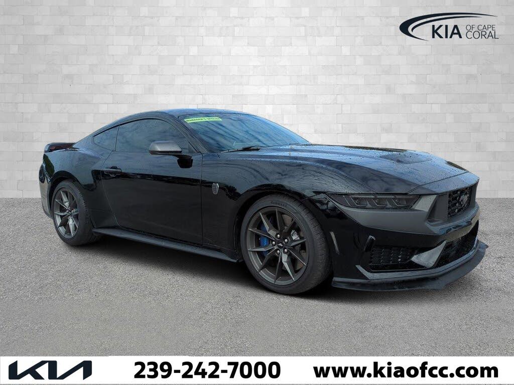 2025 Ford Mustang Dark Horse Fastback RWD