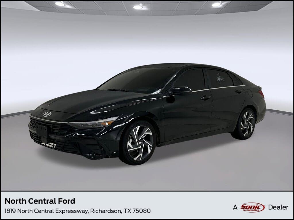 2025 Hyundai Elantra Limited FWD