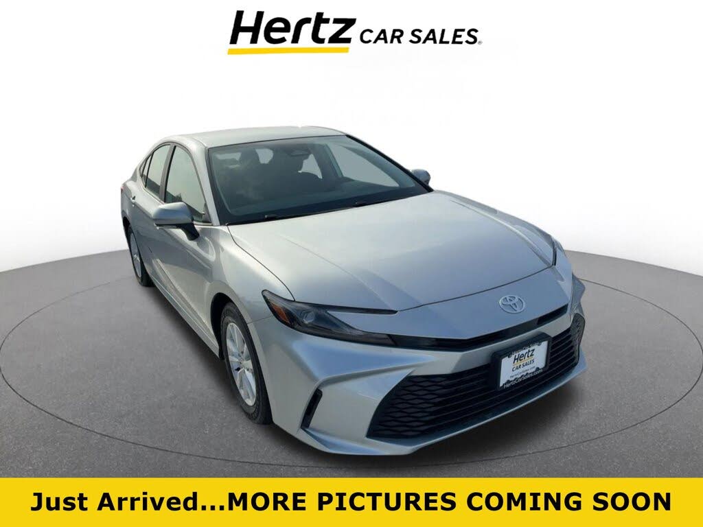 2025 Toyota Camry LE FWD