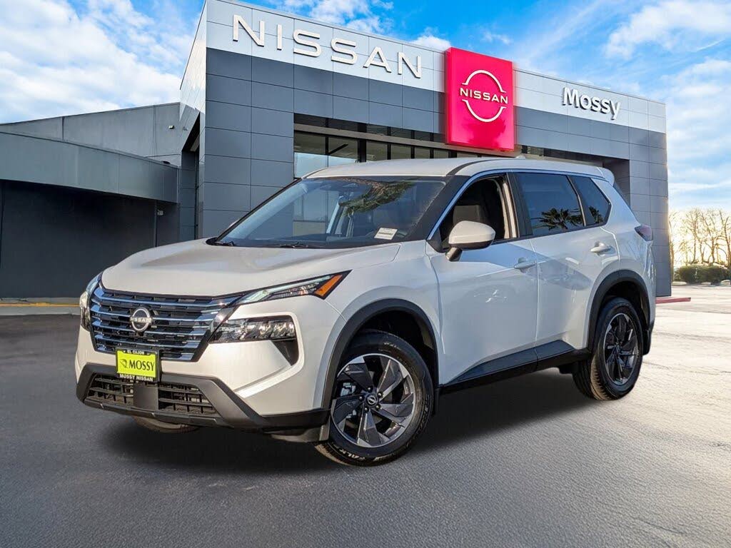 2026 Nissan Rogue SV FWD