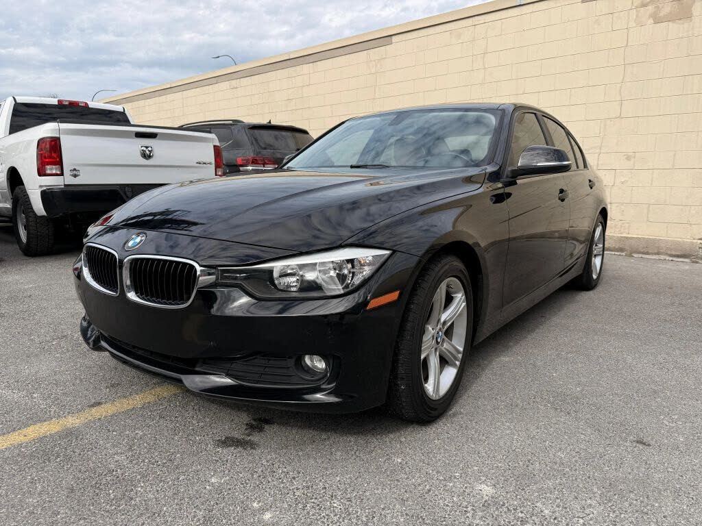 2015 BMW 3 Series 320i Sedan RWD