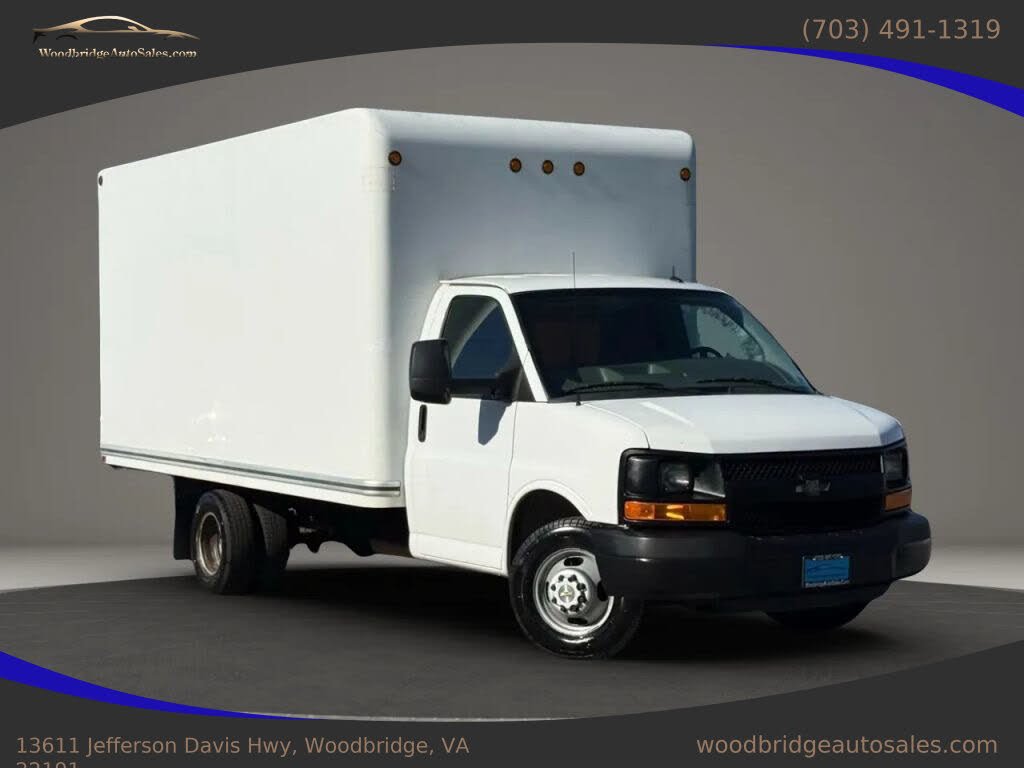 2015 Chevrolet Express Chassis 3500 159 Cutaway with 1WT RWD