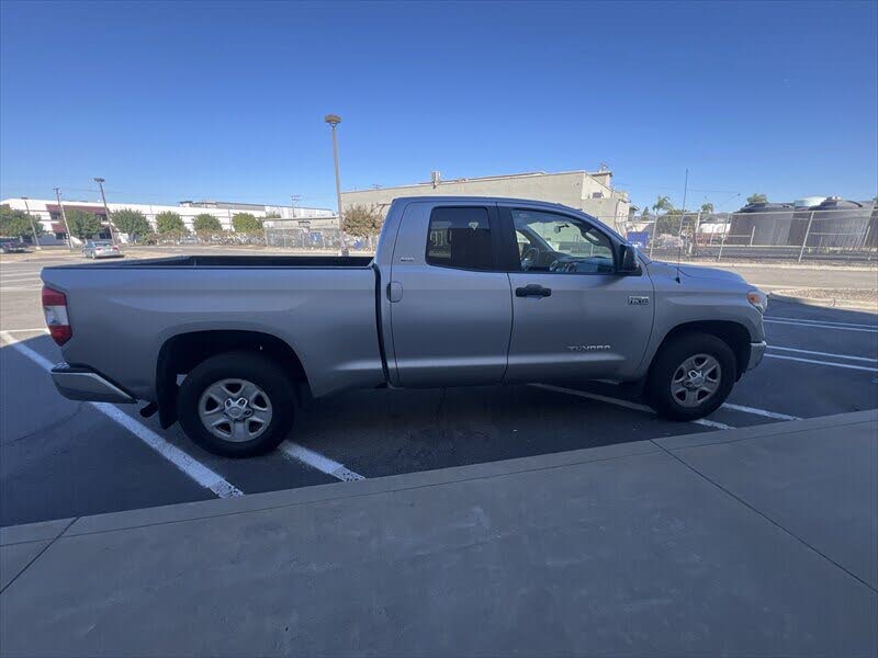 2016 Toyota Tundra SR5 Double Cab 5.7L
