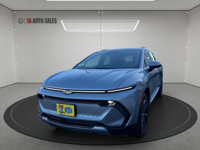 2024 Chevrolet Equinox EV LT with 2LT AWD