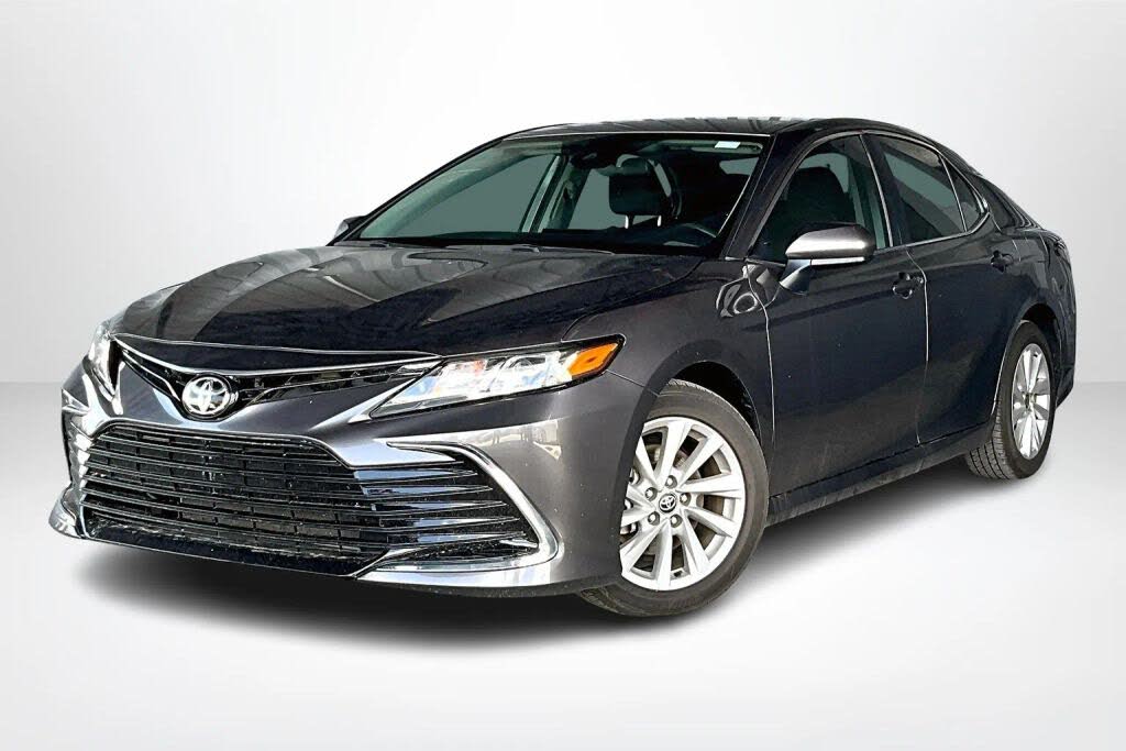 2024 Toyota Camry LE FWD
