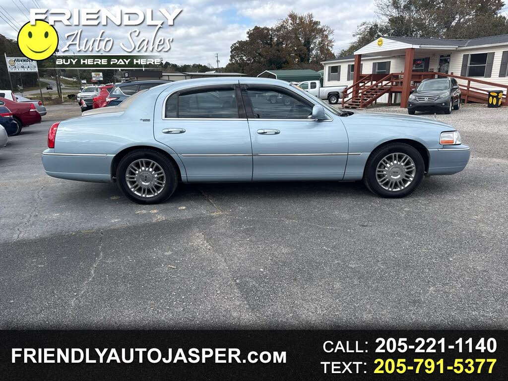 2008 Lincoln Town Car Signature Limited