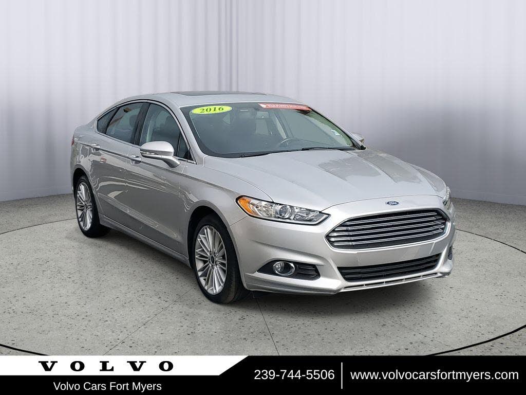 2016 Ford Fusion SE