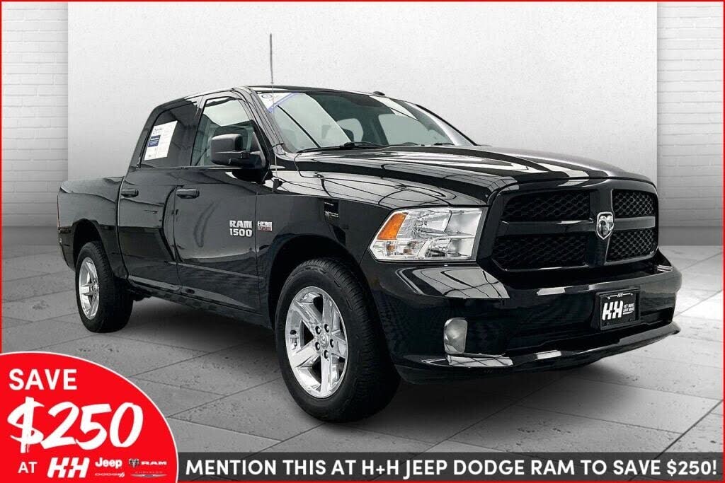 2017 RAM 1500 Express Crew Cab 4WD