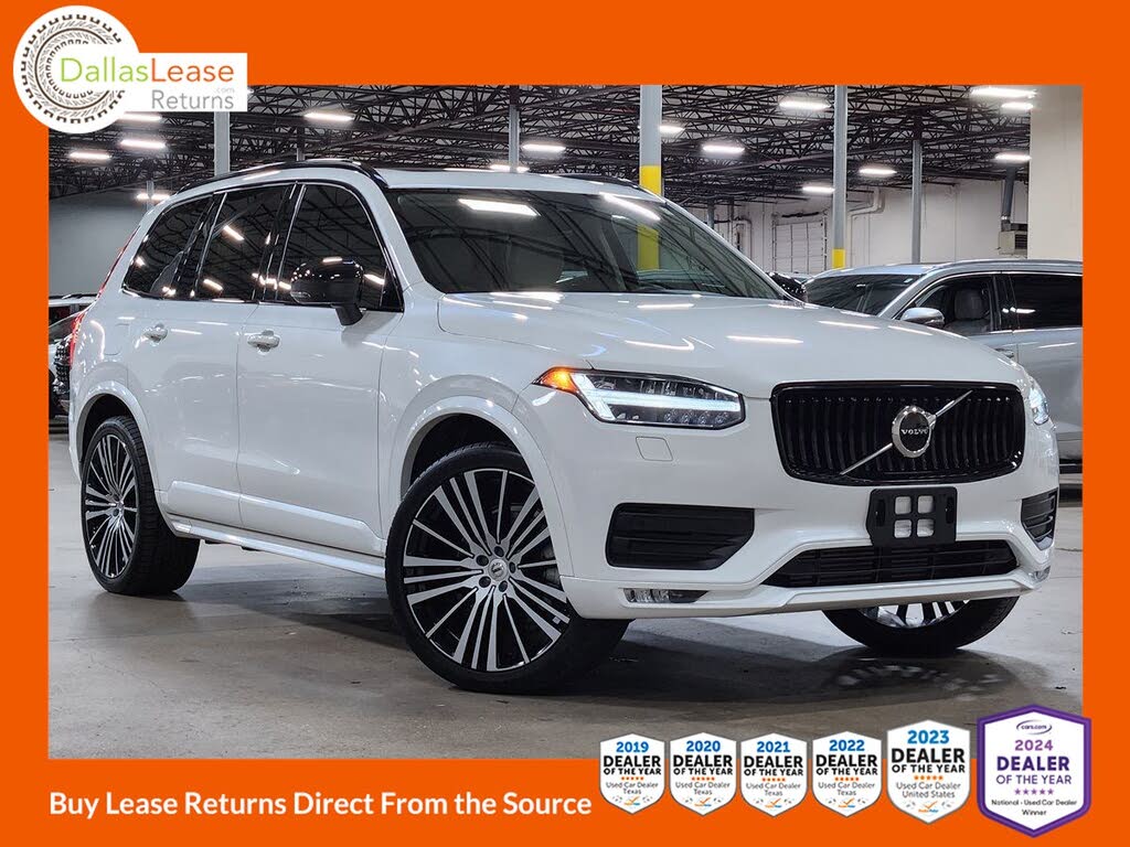 2021 Volvo XC90 T6 Momentum 7-Passenger AWD