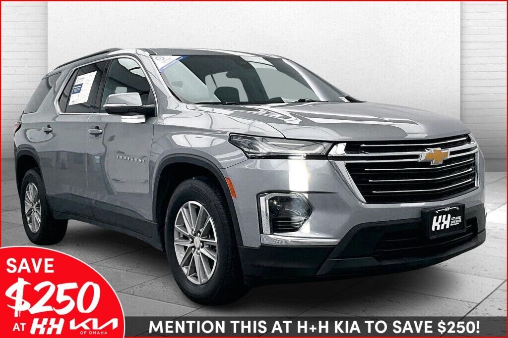 2023 Chevrolet Traverse LT Cloth AWD