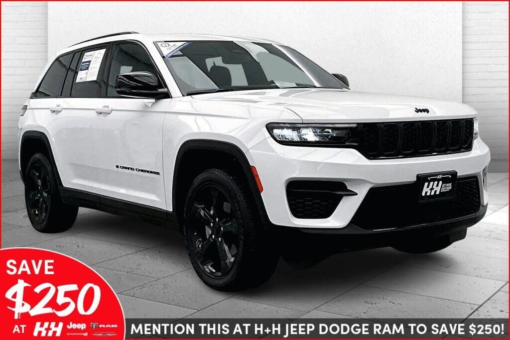 2023 Jeep Grand Cherokee Altitude 4WD