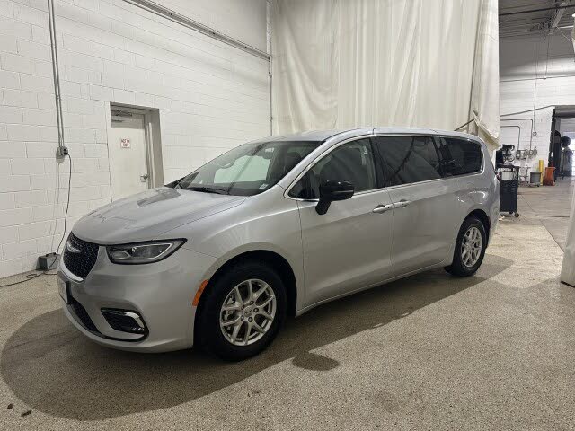 2024 Chrysler Pacifica Touring L FWD