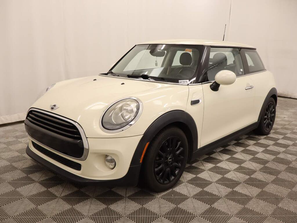 2018 MINI Cooper 3-Door Hatchback FWD