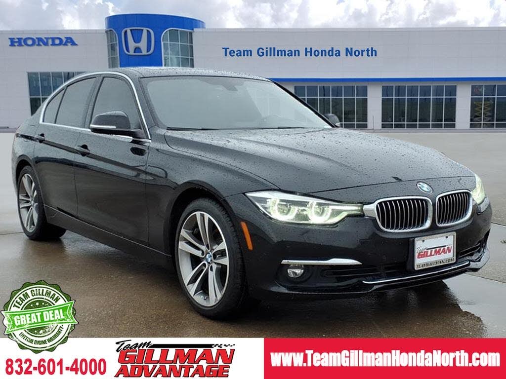2017 BMW 3 Series 330i Sedan RWD