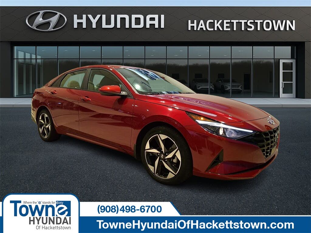 2023 Hyundai Elantra SEL FWD