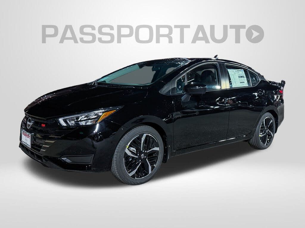 2025 Nissan Versa SR FWD