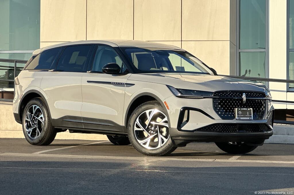2026 Lincoln Nautilus Premiere AWD