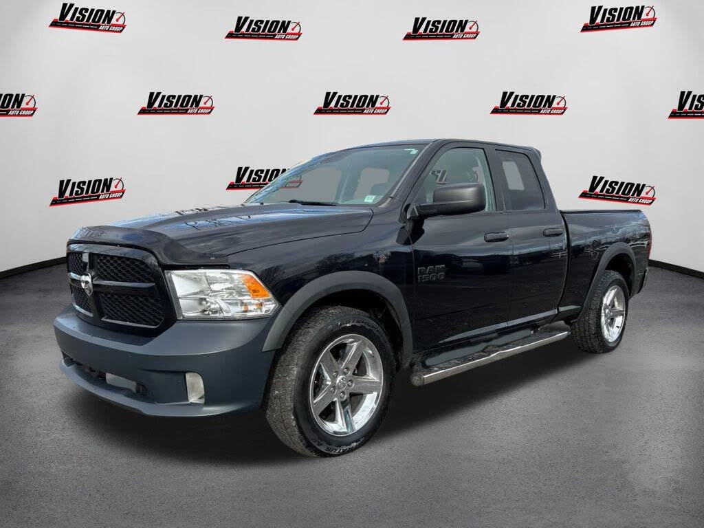 2017 RAM 1500 Express Quad Cab 4WD