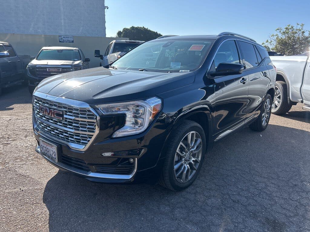 2023 GMC Terrain Denali AWD