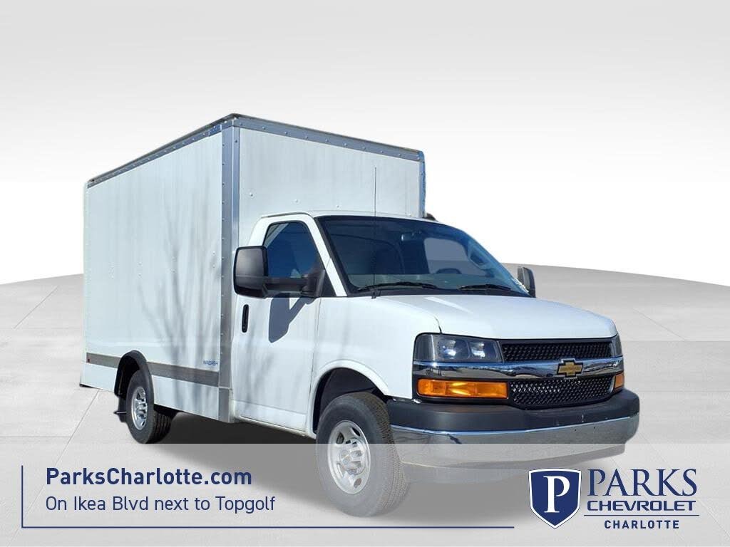 2024 Chevrolet Express Chassis 3500 Cutaway 139