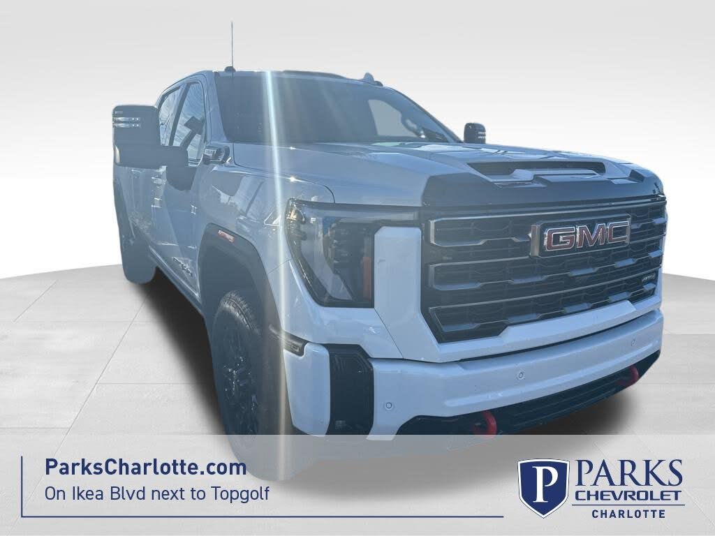 2025 GMC Sierra 2500HD AT4 Crew Cab 4WD