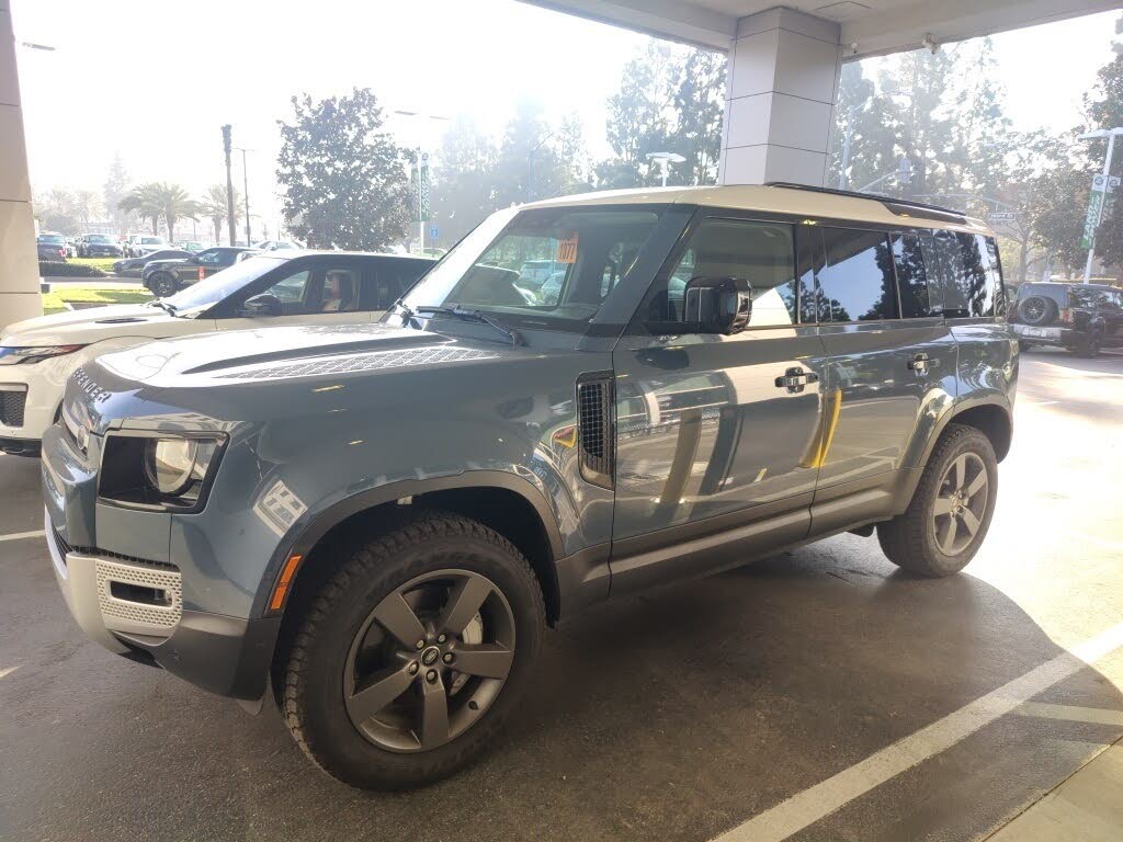 2025 Land Rover Defender 110 P400 S AWD
