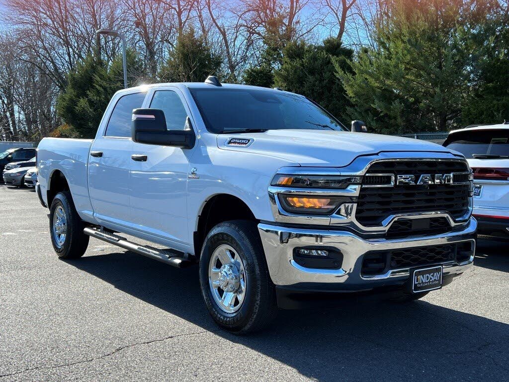2025 RAM 2500 Tradesman Crew Cab 4WD