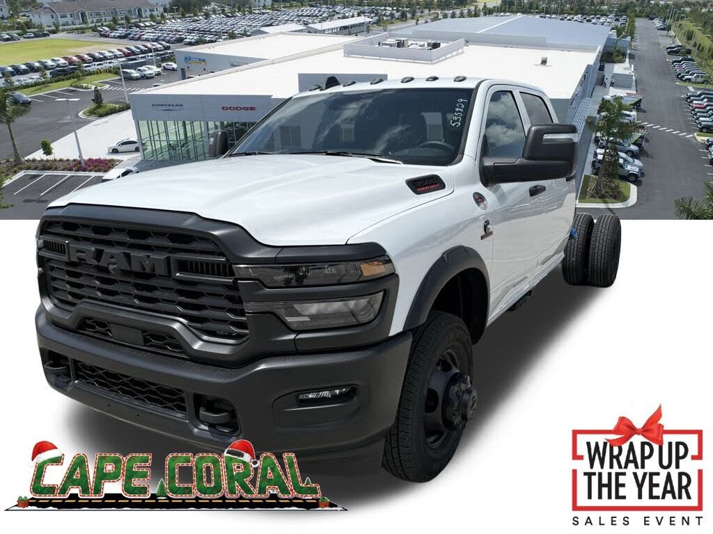 2025 RAM 3500 Chassis Tradesman Crew Cab LB DRW 4WD