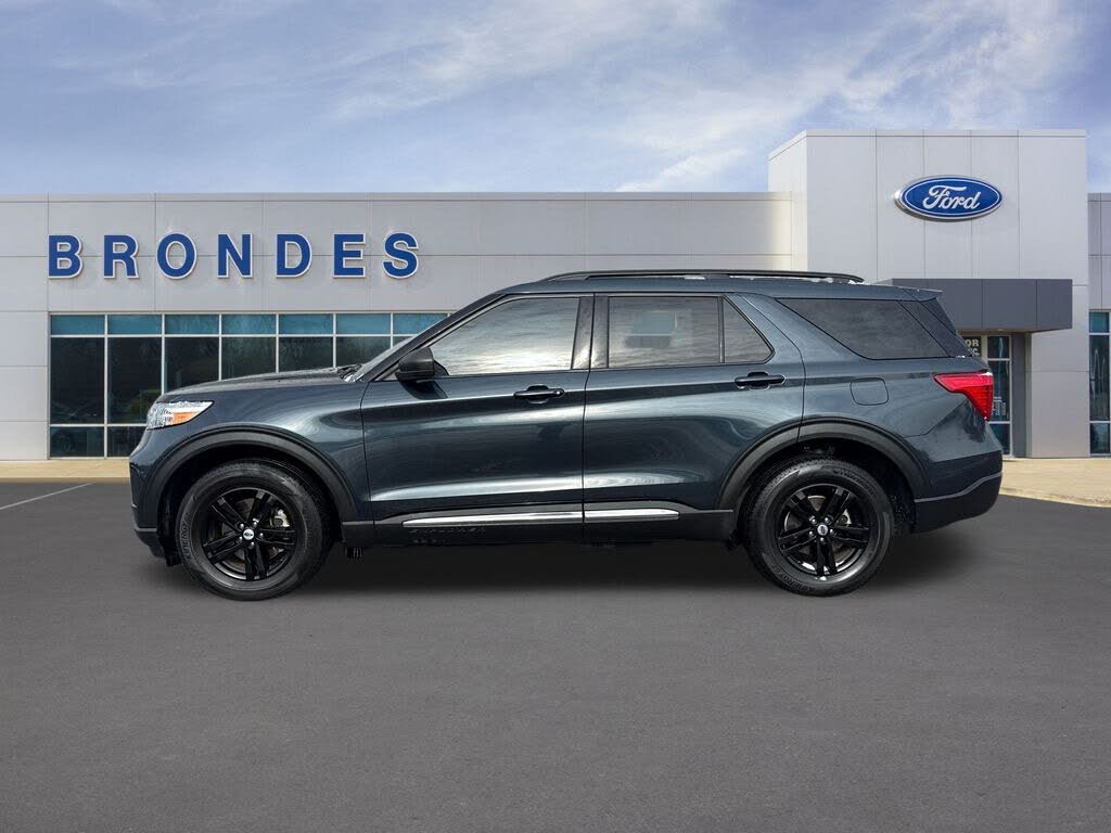 2023 Ford Explorer XLT AWD