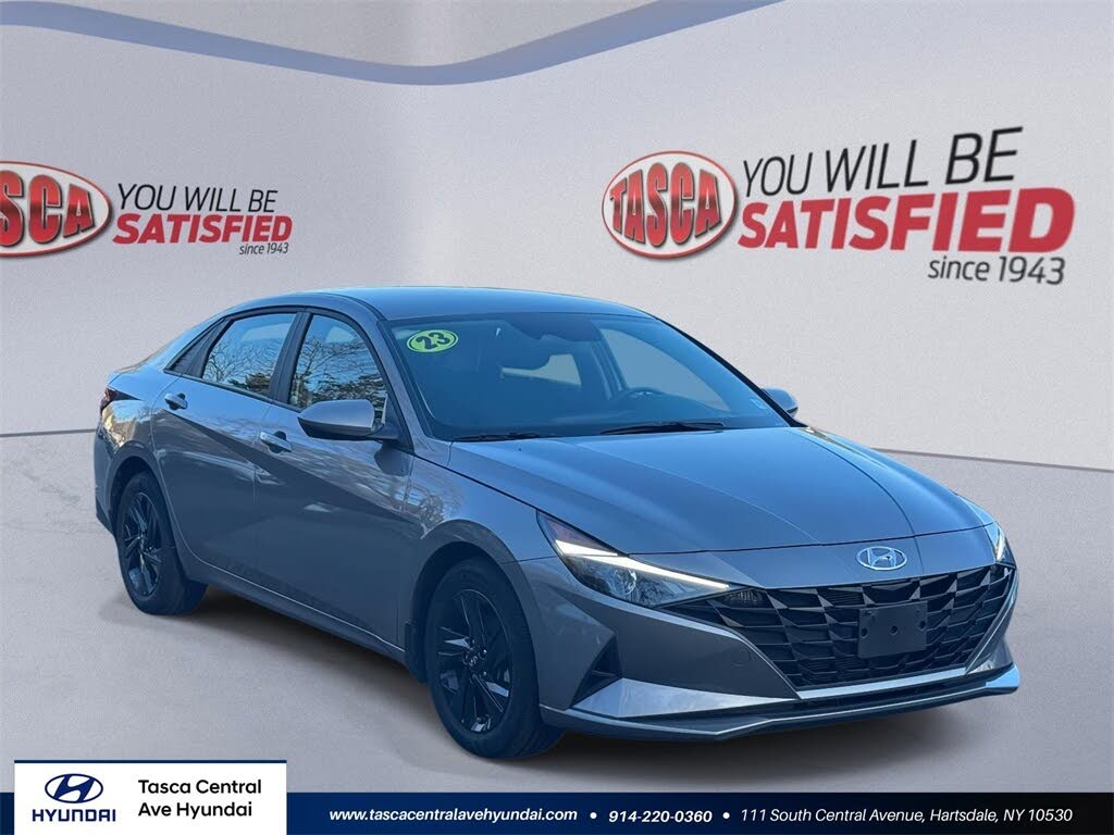 2023 Hyundai Elantra SEL FWD