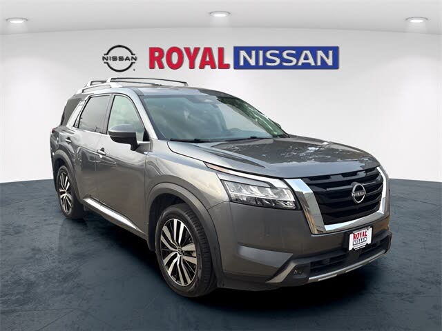 2023 Nissan Pathfinder Platinum FWD