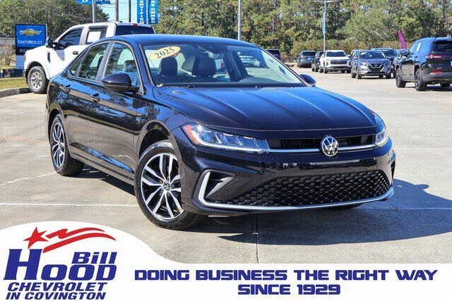 2025 Volkswagen Jetta SE FWD