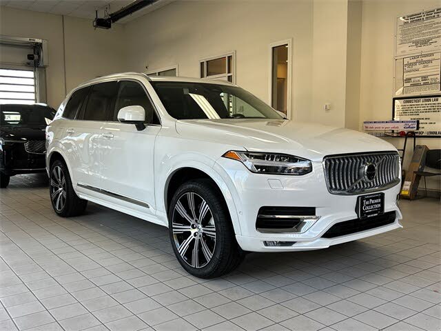 2025 Volvo XC90 B6 Ultra Bright Theme 7-Passenger AWD